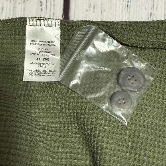NWT Time and Tru Olive Button Down Shacket - Picture 5 of 10